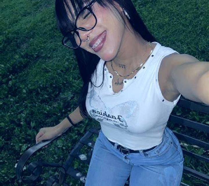 Abril 2 Almaraz escort
