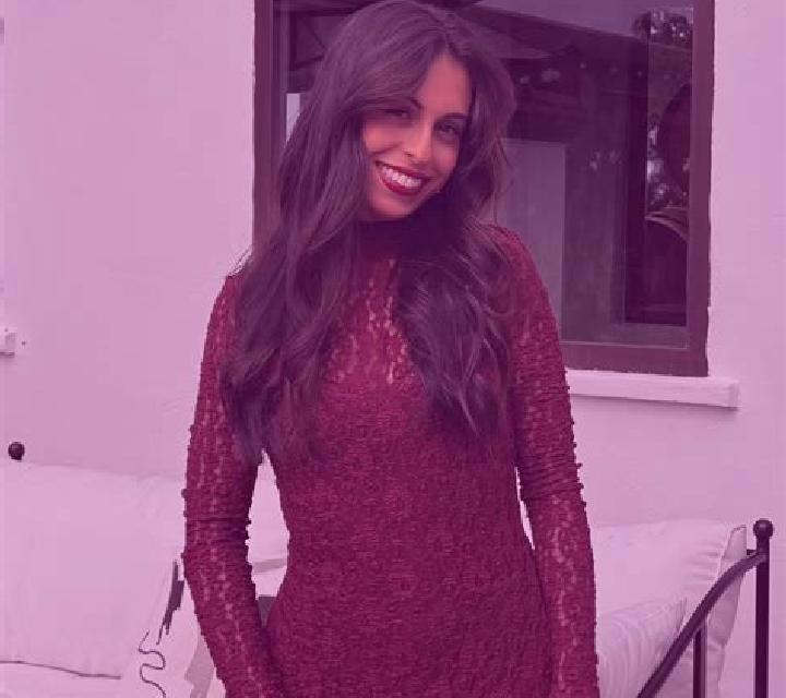 Abril Bonares escort