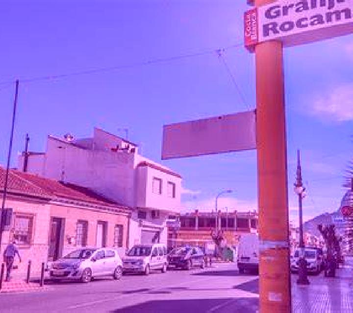 Abril Castroviejo escort