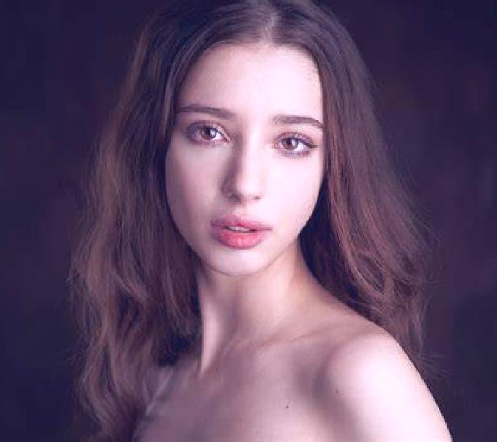 Adriana 2 Belgida escort