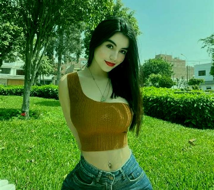 Adriana 3 Leaburu escort