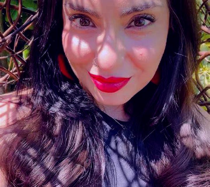 Adriana Benidoleig escort