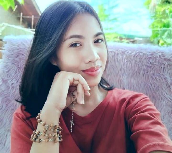 Alba 3 Acebo escort