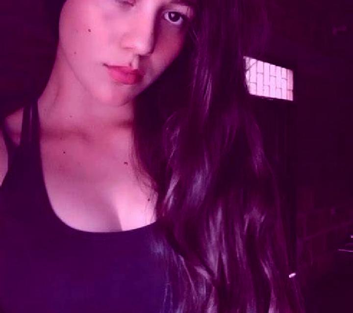 Alba 3 Navaridas escort