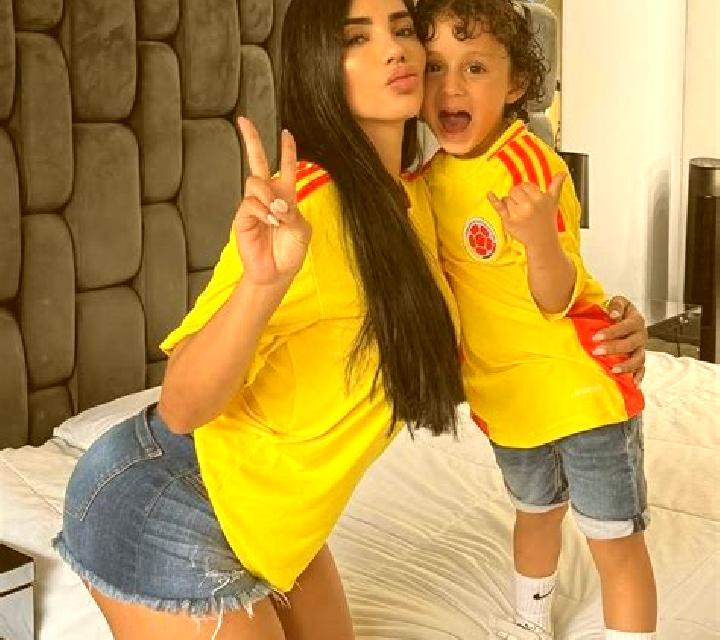 Alba 3 Oronz escort