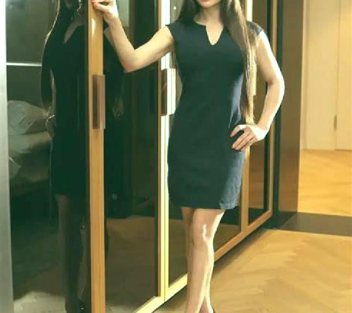 Alba Barro escort