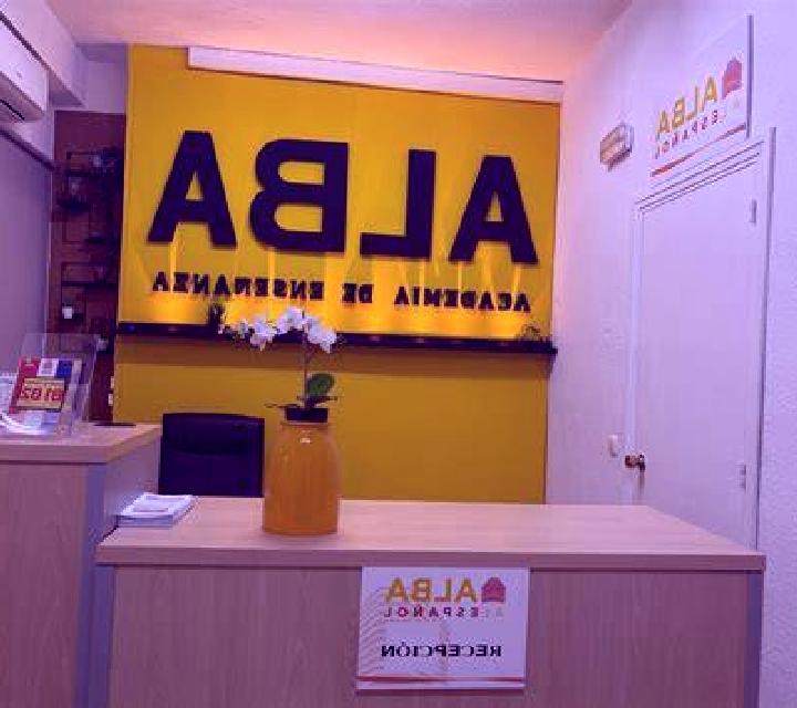 Alba Puerta del Angel escort