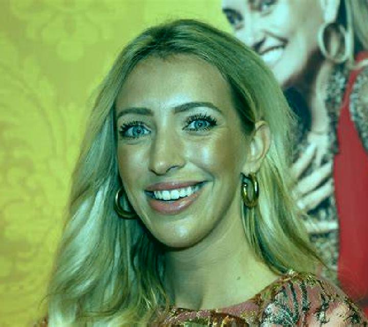 Amanda 3 Establiments escort