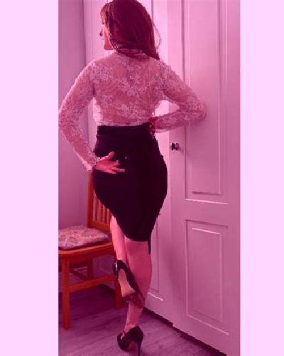 Amanda Almoharin escort