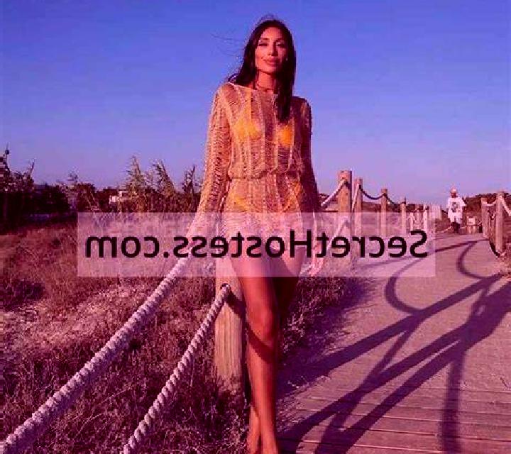 Amaya 2 Los Navalucillos escort