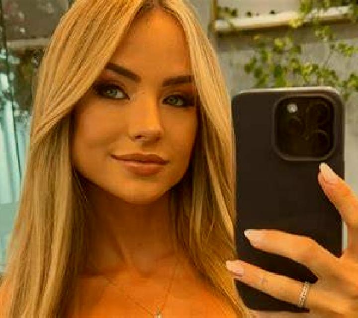 Andrea 3 Anguix escort