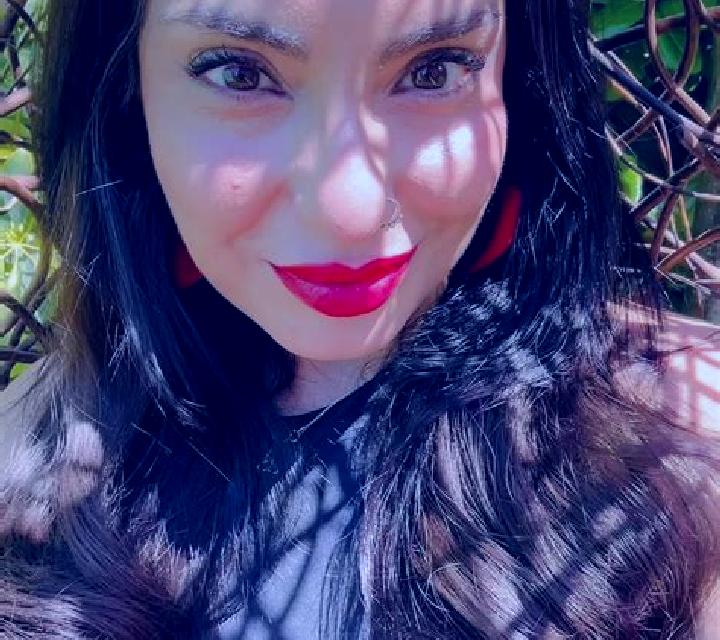 Beatriz Guirguillano escort