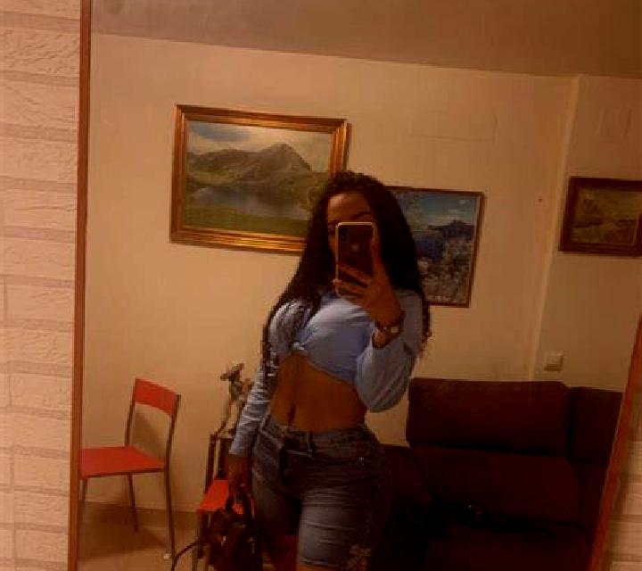 Beatriz Mirandilla escort