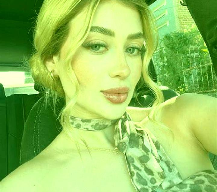 Blanca Riudarenes escort