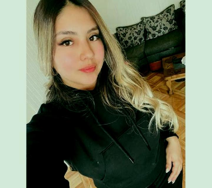 Camila 2 Vigo escort