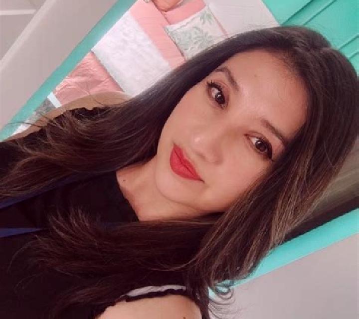 Camila Navascues escort