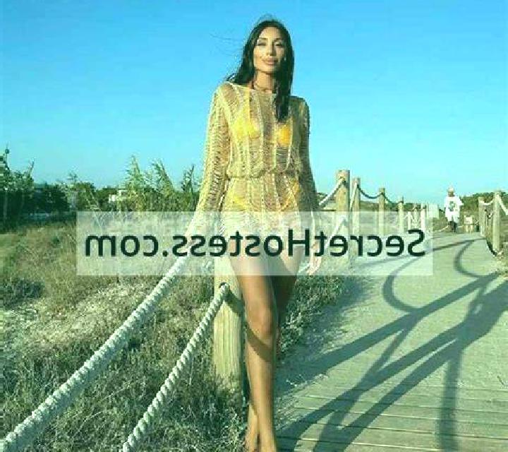 Carla 3 Cosuenda escort