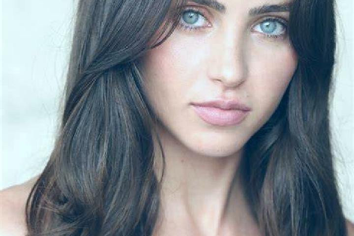 Carla Madrigal del Monte escort