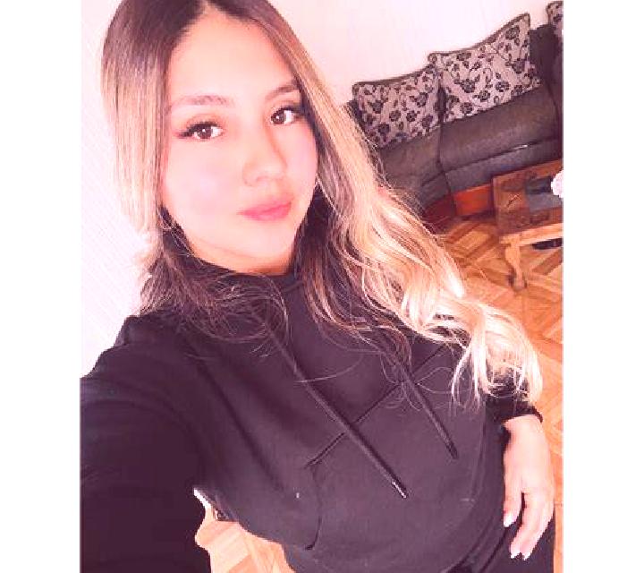 Carmen Aya escort
