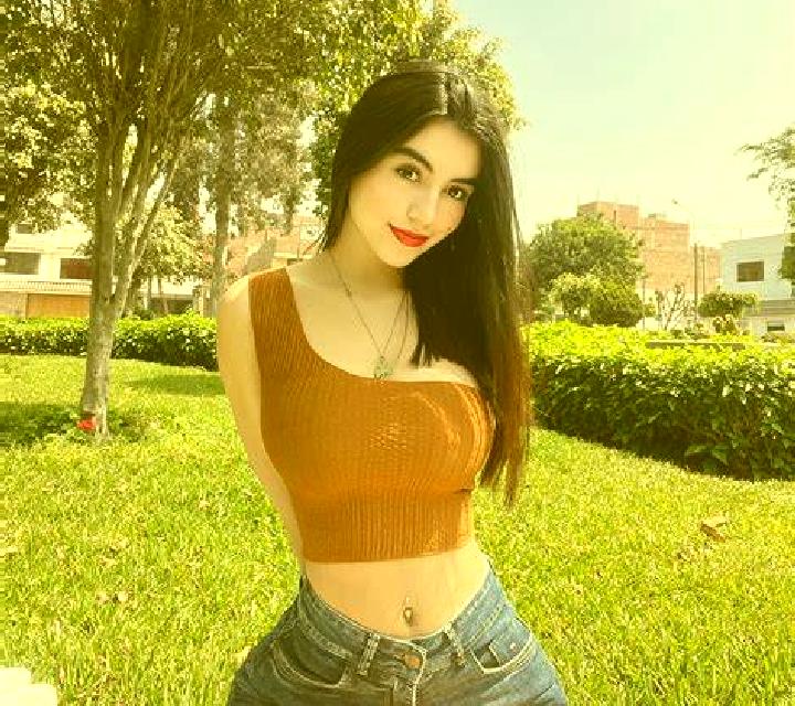 Carmen Murieta escort