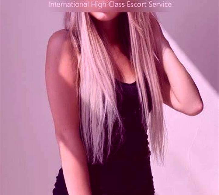 Claudia Hoyos escort