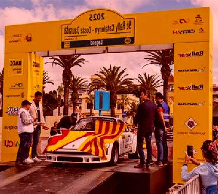 Claudia Salinas de Pisuerga escort