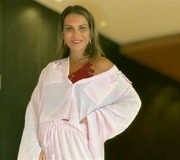 Claudia Tarazona de Guarena escort