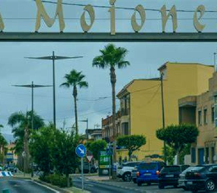 Cristina 2 Bunuel escort