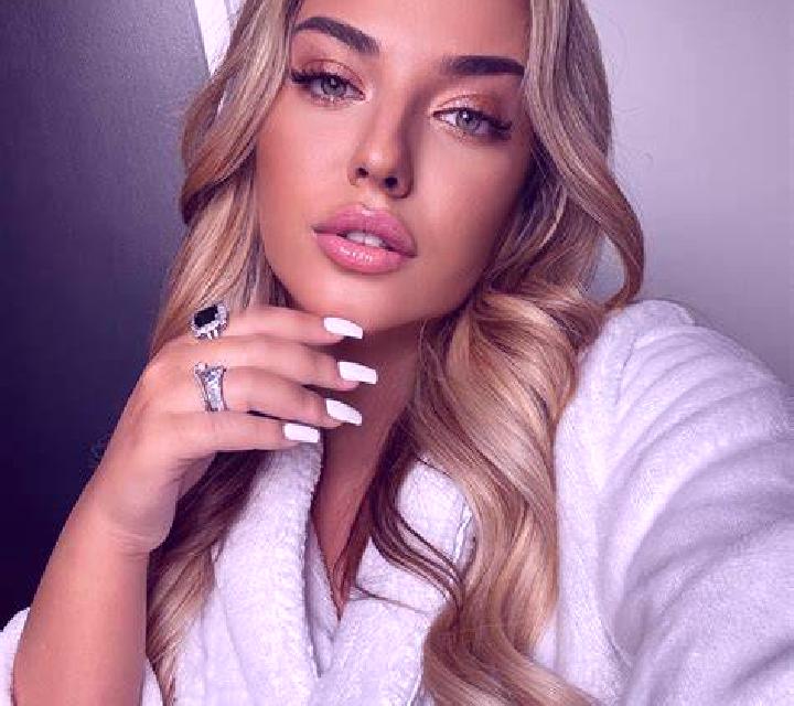 Diana El Grao escort