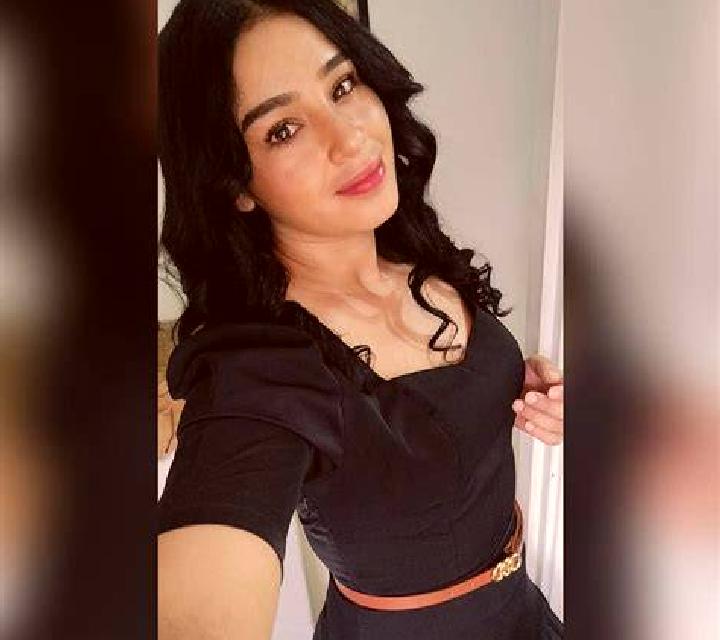 Estrella 2 Sedano escort