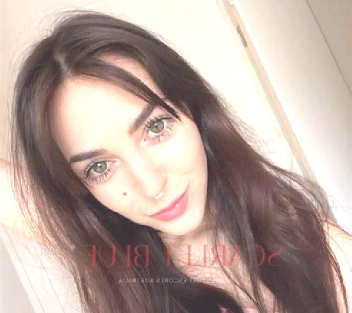Estrella 3 Castrogonzalo escort