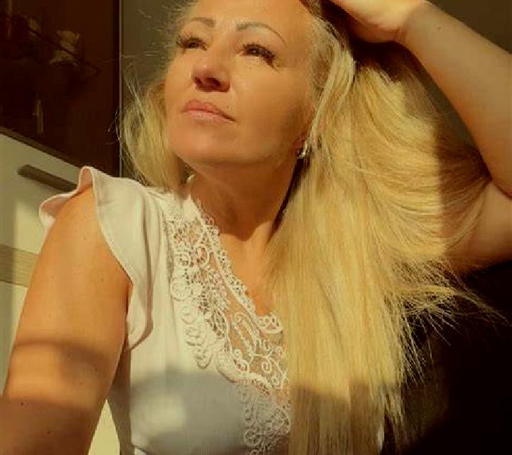 Estrella Molvizar escort