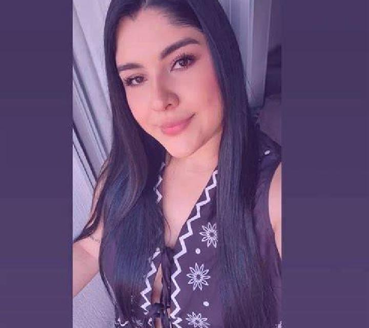 Estrella Roturas escort