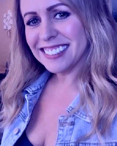 Estrella Sena escort