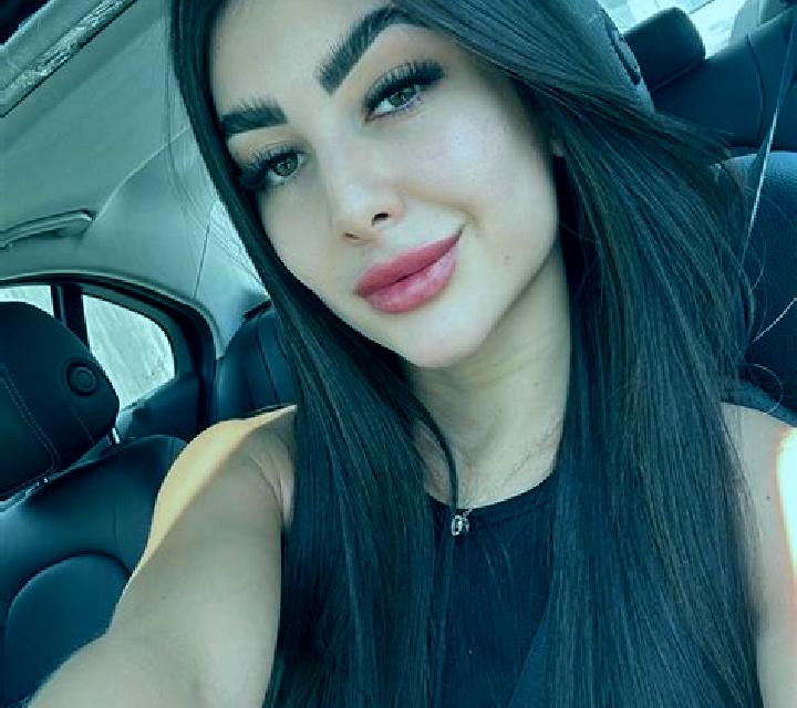 Estrella Villaverde escort