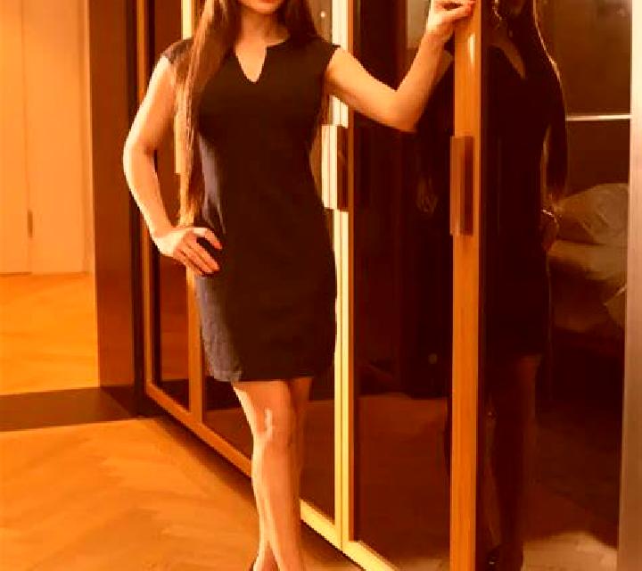 Gabriela Aldeaseca de Alba escort