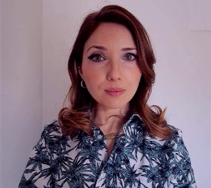 Giulia 3 Navales escort