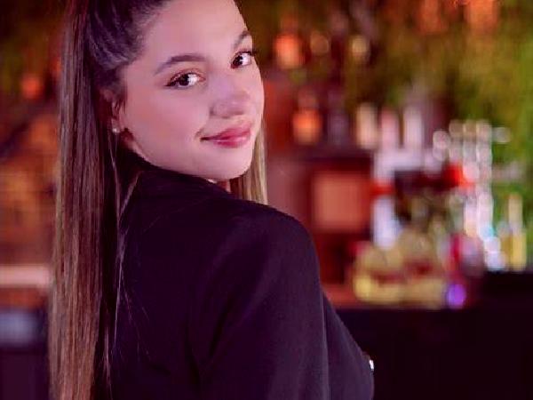 Giulia 3 Valdehijaderos escort