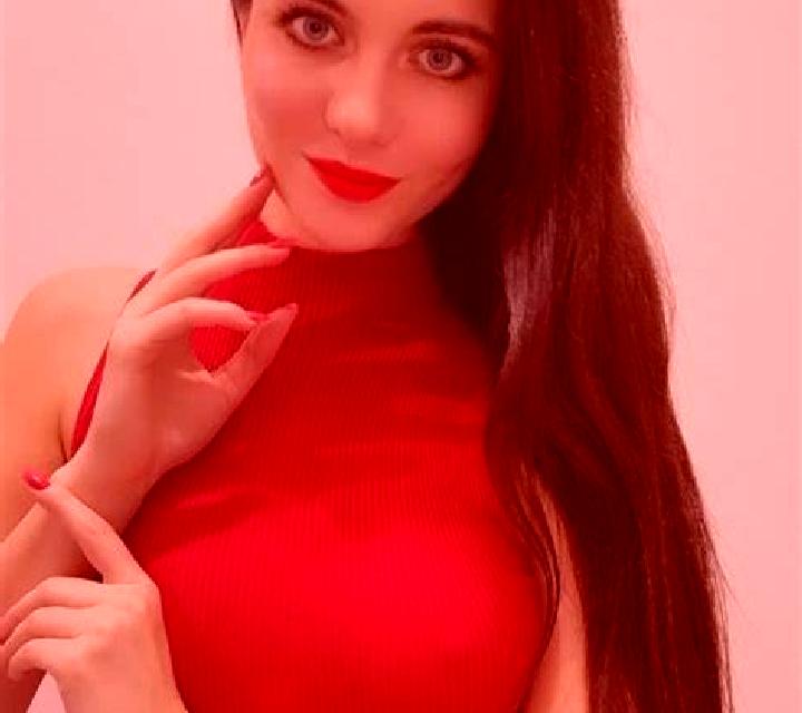 Giulia Mira escort