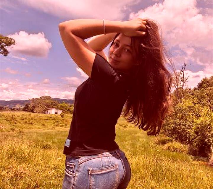 Isabella 3 San Roman de la Cuba escort