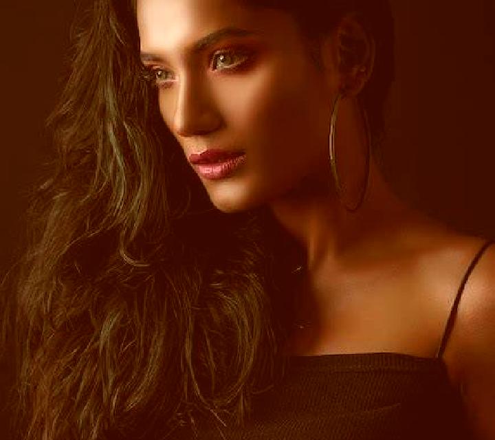Isabella Abadin escort