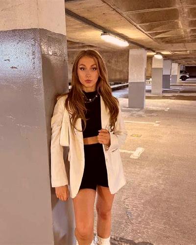 Jade Gudar escort