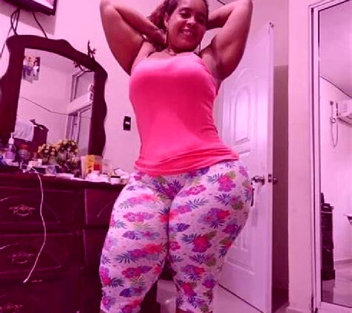 Julia 2 Lugo escort