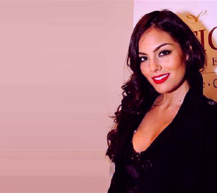 Julia 3 Puerto Lapice escort