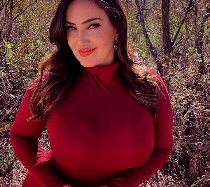 Katia 2 Llanes escort