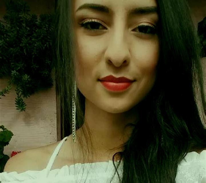 Lola 3 Ribadavia escort