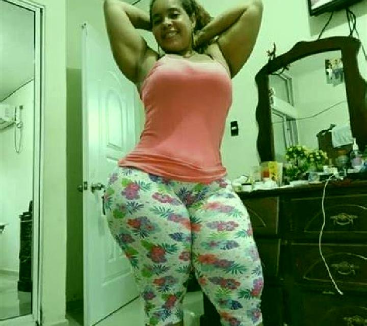 Lucía 3 Alobras escort
