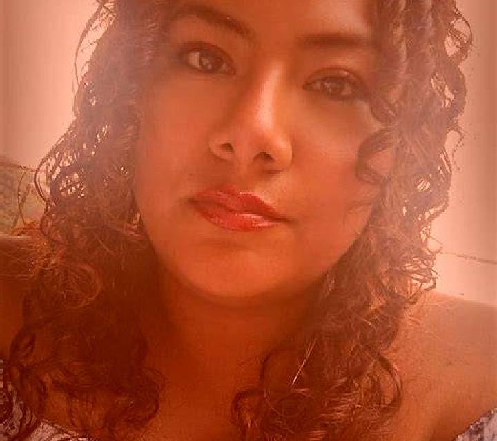 Lucía Pradales escort