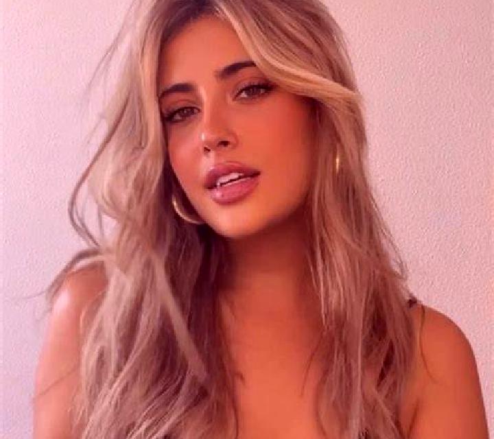 Luna 2 Quintanilla de Onsona escort