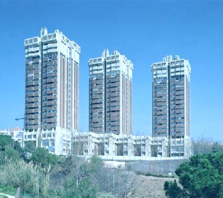 Luna 3 Almenara escort